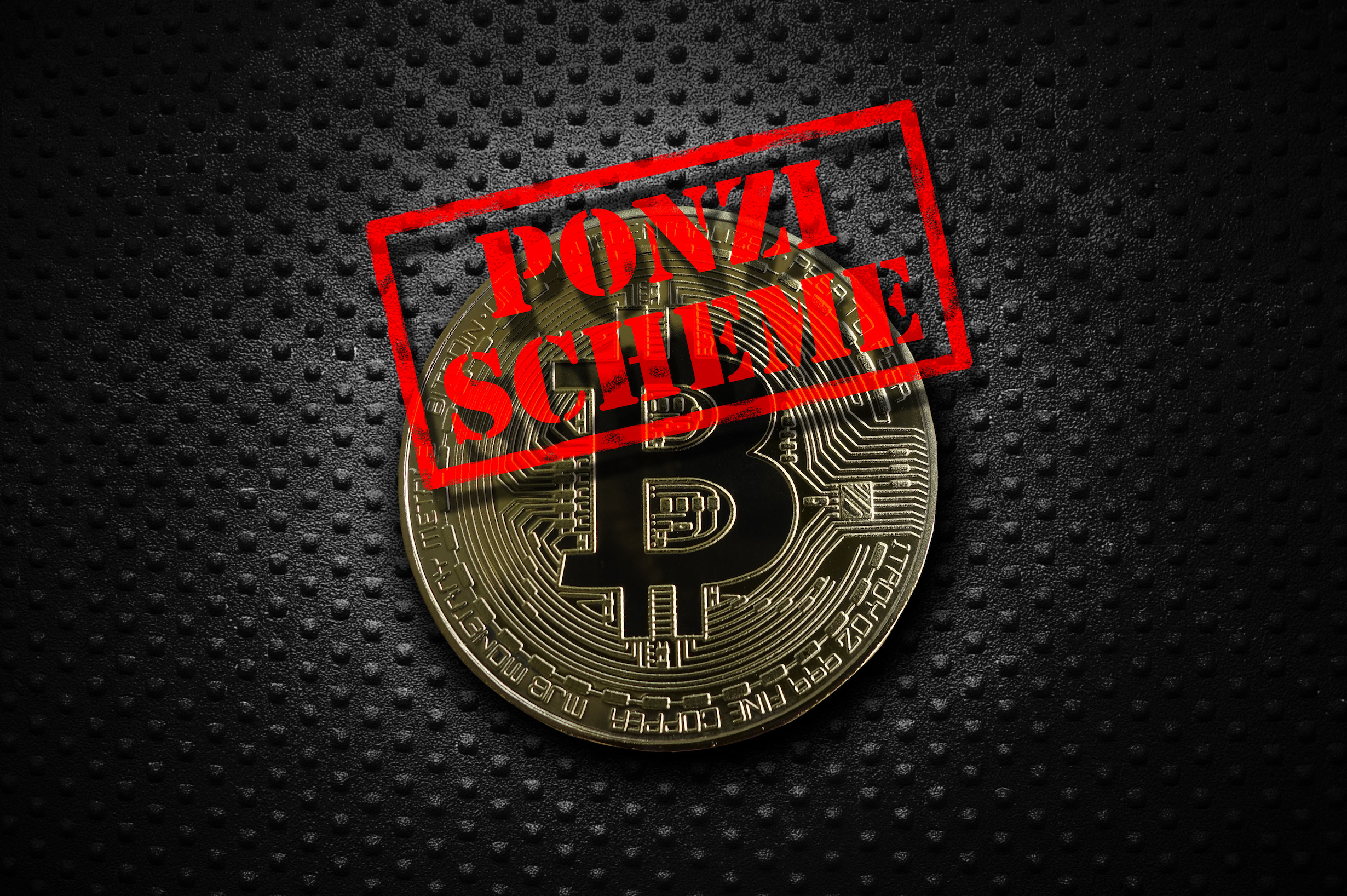 Read more about the article Understanding and Avoiding Cryptocurrency Ponzi Schemes
